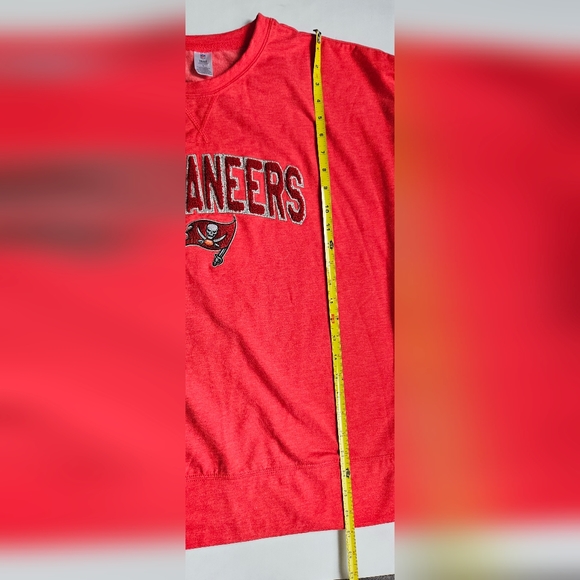 Tampa Bay Buccaneers NFL Team Apparel Red Long Sleeves Sweatshirt Size L - Picture 5 of 9